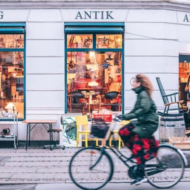 Shoppa hållbart i Köpenhamn, till exempel i antikvitetsbutiker